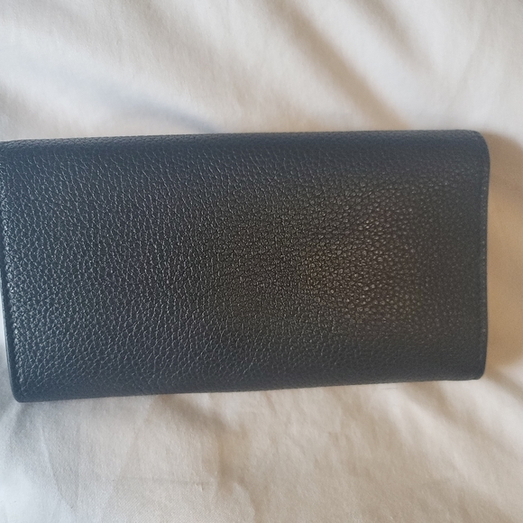 Ferragamo Wallet with Chain - Picture 2 of 6
